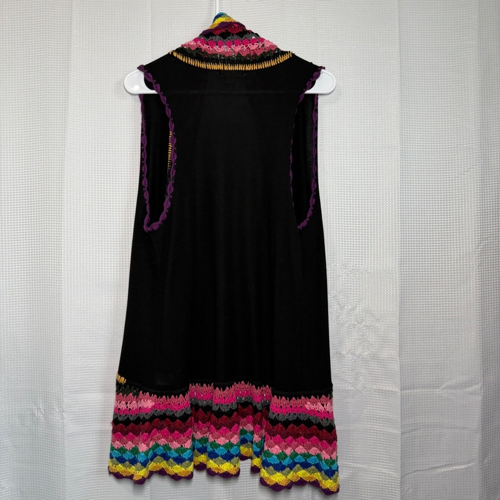 Double Zero Crochet Trim Vest M Black Multicolor Open Front Sleeveless Cardigan - Picture 2 of 5